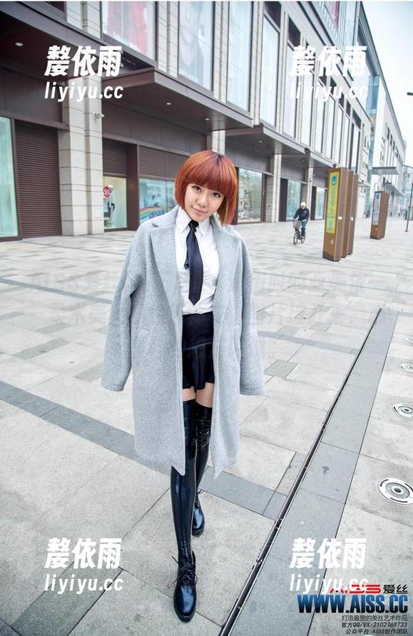 AISS爱丝(钻石版) - 逛街时的亚美依——柔术美女黑色连体衣，图片摊开来，心里各种想法闪现。
