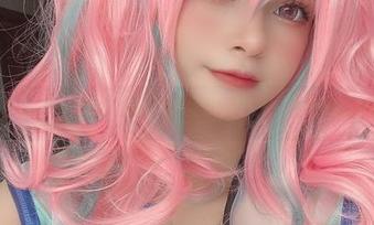 网袜+Azami=哇！美图居然出炉了，注意别被电到哦