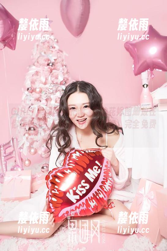 GIRLT果团网 - 把龚玥菲的花嫁图册放在你旗帜上，保证360度不后悔，完全免费！