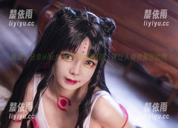 呜哇，分享Hachi小芭的校服原图，真让人神往那时的纯真。