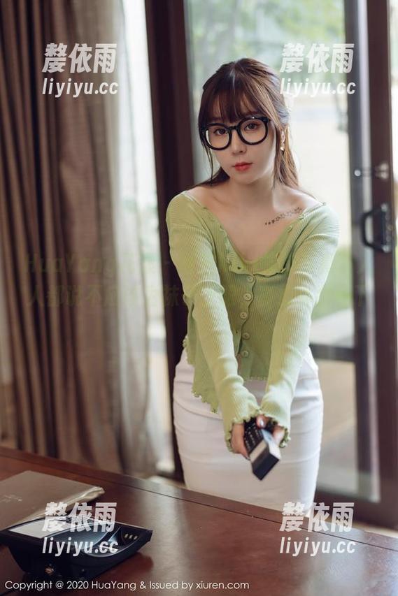 HuaYang花漾-宋kiki HuaYang花漾 - 看宋kiki棉袜写真,人人都说不应该为袜子上眼,真心体会一下!