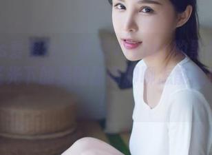 IMiss爱蜜社 – 妤薇Vivian的黑丝百科：无圣光下的美图指南聊聊怎能如此迷人！