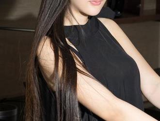KelaGirls克拉女神 – 向往的白裙：珊珊图包带你体验不一样的清爽感！