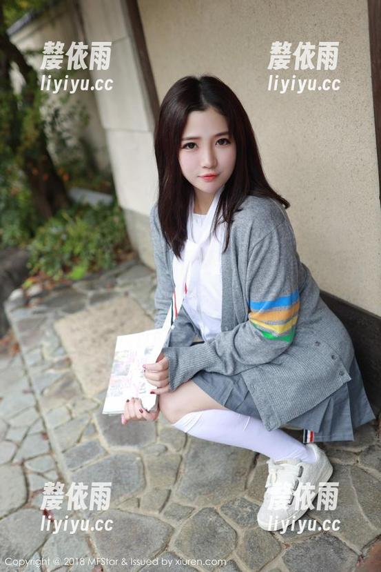MFStar模范学院 - 蒋小静Jessica的私拍，一双美脚让人偷瞄！契约吗？