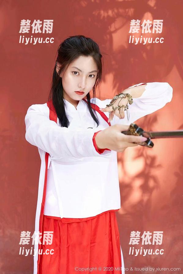 MiiTao蜜桃社-许思铭 MiiTao蜜桃社 - 校服写真+许思铭,这组合让我直呼过瘾,细腻的图包内容,恨不得多看几遍!