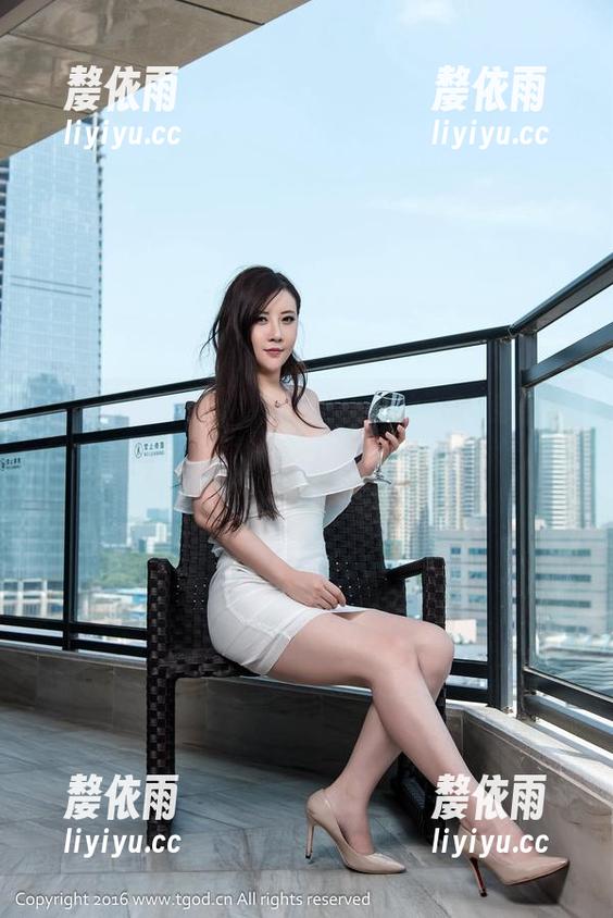 TGOD推女神-嘉宝贝儿Vetiver TGOD推女神 - 嘉宝贝儿Vetiver穿着牛仔裤,高清原图!这条裤子怎么能那么有个性!
