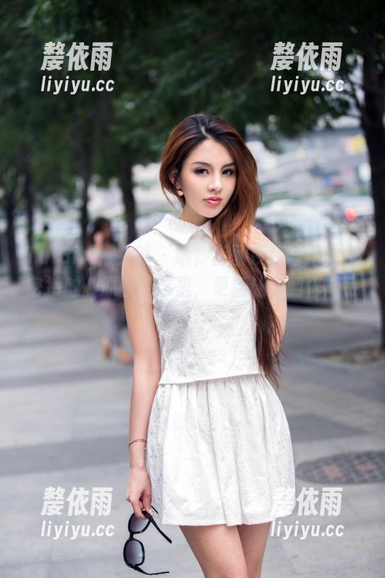 TuiGirl推女郎 - 哦，李丽莎和泳池的亲密接触。原图在这里，更新让你翻倍期待！