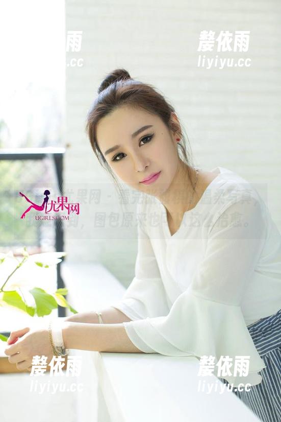 UGirls尤果网-张馥棋 UGirls尤果网 - 看完张馥棋的温柔写真,我意识到,图包原来也可以这么治愈。