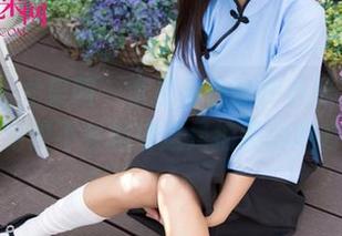 UGirls尤果网 – 李易童最新户外照片：你绝对不会相信这是拍照的地方