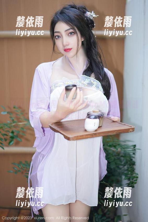 Xiuren秀人网 - 伊小七MoMo眼镜挑战：无圣光图包让你体验真实视界