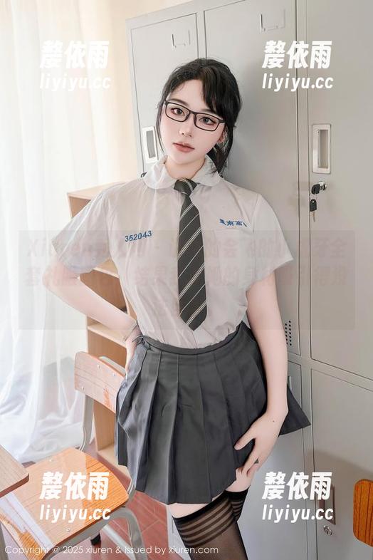 Xiuren秀人网-会飞的小虎牙 Xiuren秀人网 - 说好的会飞的小虎牙全套礼服图包,结果我被她的身材吸引得没法自拔。