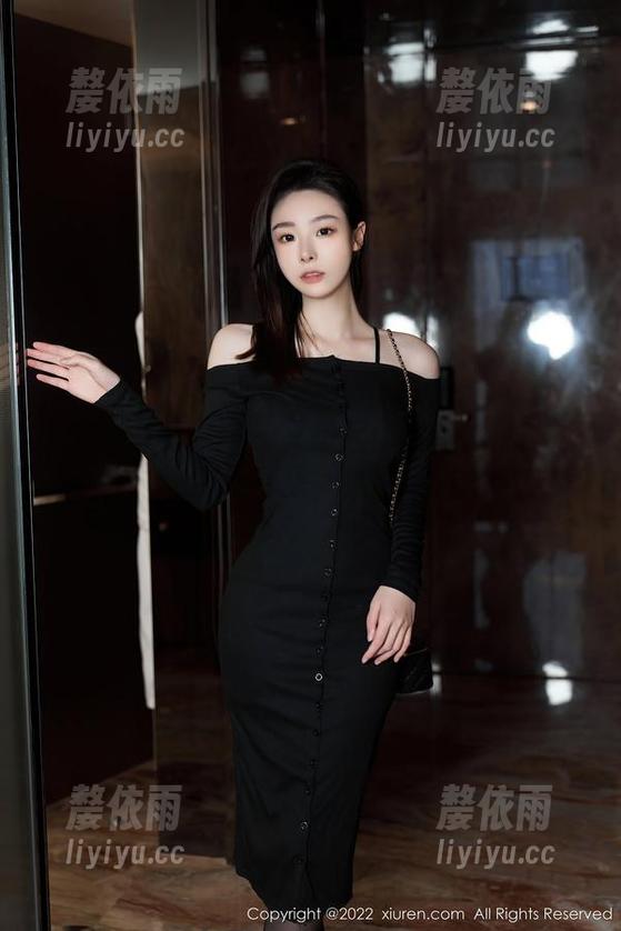 Xiuren秀人网 - 又想起你的兔妹妹的泳衣：一组写真集，原图藏玄机！