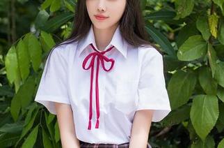 Xiuren秀人网 – 图包体验一波，杨玉奴的女友让我想起那些年轻的日子。
