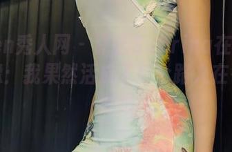 Xiuren秀人网 – 许诺Sabrina在皮衣里的画像：我果然活成了每个路人在冬天的遐想