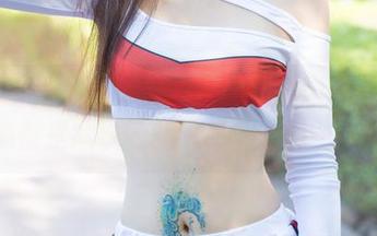 YouMi尤蜜荟 – 娜娜TINA的圣诞私拍，满满都是欢快的乱入感，好像……来了