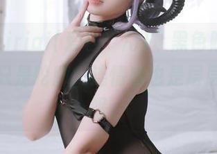 “asagiriai(爱ちゃん)”黑色照片，高清的不只是轮廓，连情感也是层层叠叠的呢。
