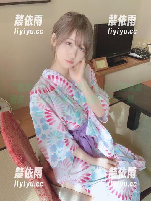 “悠游水中”：けん研(けんけん)的泳池图库，偏偏把优雅和戏谑都搅和在一起，真有趣。