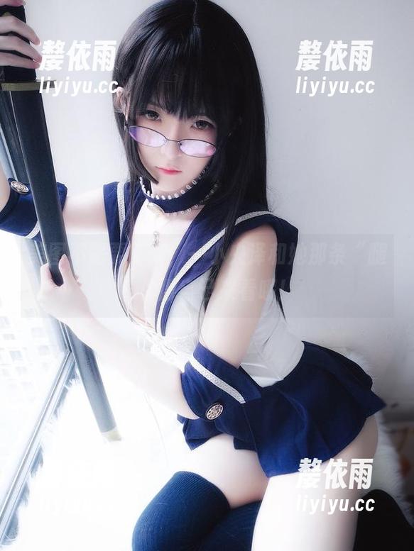 美图不需要解释，一小央泽和她那条“腿”你得自己来看哦！