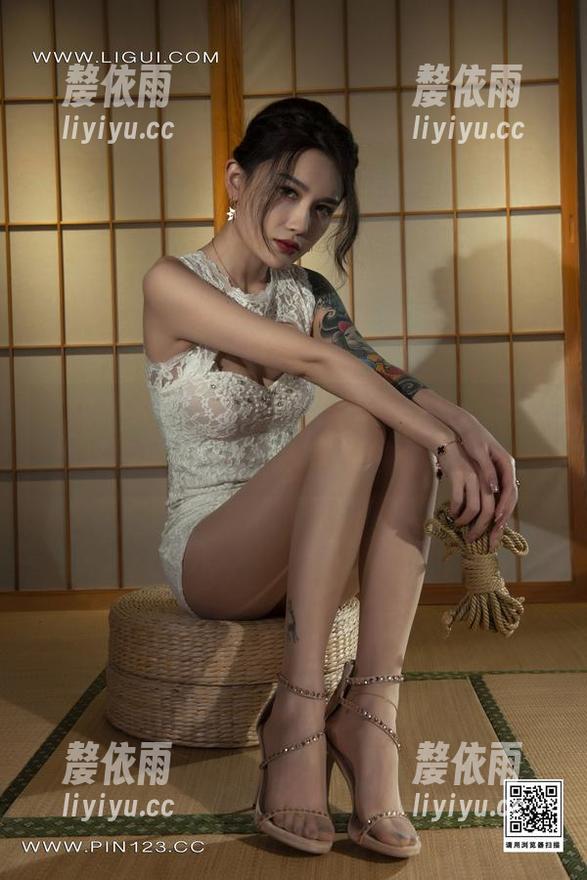 丽柜-敏儿 丽柜 - 敏儿的魅力竟然藏在颜丝的香茧里,这资源看了让人醉,原图原样送上!