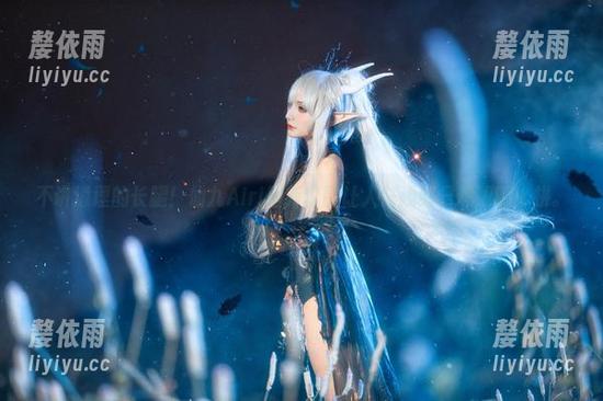 仙九Airi 不讲道理的长腿!仙九Airi最新套图让人肤浅到只想跟腿比拼。
