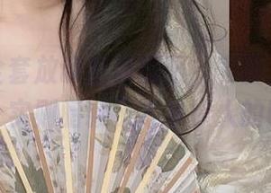 倦倦喵全套放课后体操服，表面上是少女气息，实则暗藏了太多撩人的暗示。