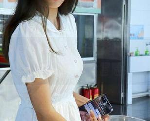 初夏女神 – 古往今来，柒柒用无圣光图包开启一场穿越大冒险！