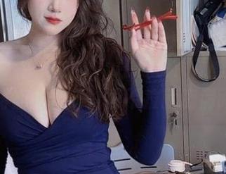 微密圈 – 可可西yyy牛仔裤：从壁纸到跑去咖啡店的合集，再不拉就擦肩而过！