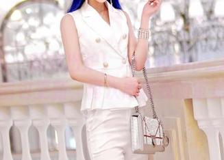 嗲囡囡 – 新鲜出炉！Jennanni_Jen空姐图包更新，再次刷新我的审美！