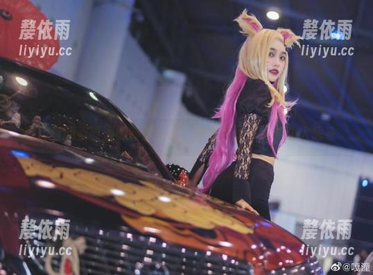嘎潼 在网盘翻看嘎潼的制服写真,满满都是高级的让人想象。