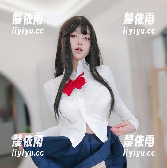 女主K 精选里的女主K,一身油亮,仿佛连皮肤都在跟你做情感互动呢!