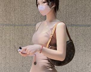 微密圈 – 妮是老虎又来了！这张黑丝蜜桃的原图，真是让人忍俊不禁。