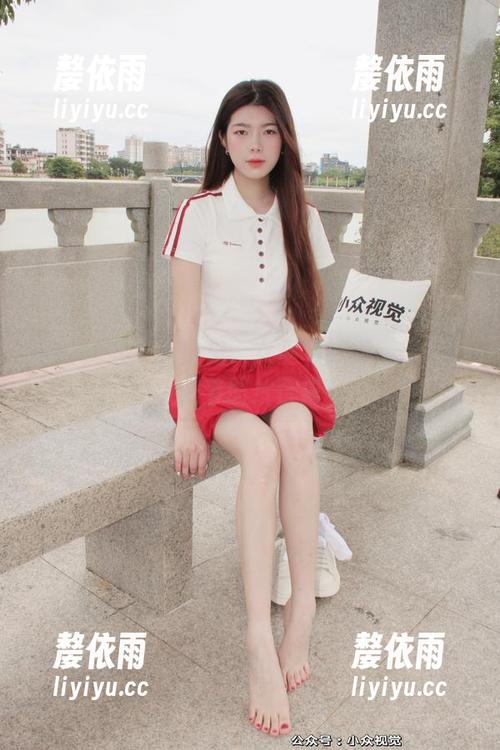 小众视觉 - 吸血鬼、女巫和婷婷：搞怪万圣节图片合集
