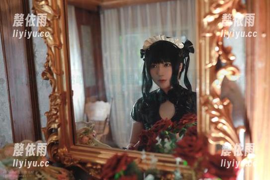 小容仔咕咕咕w 无圣光小容仔咕咕咕w:图集里的剧情,有点疯狂,有点紧张,哈哈哈,太好玩了。