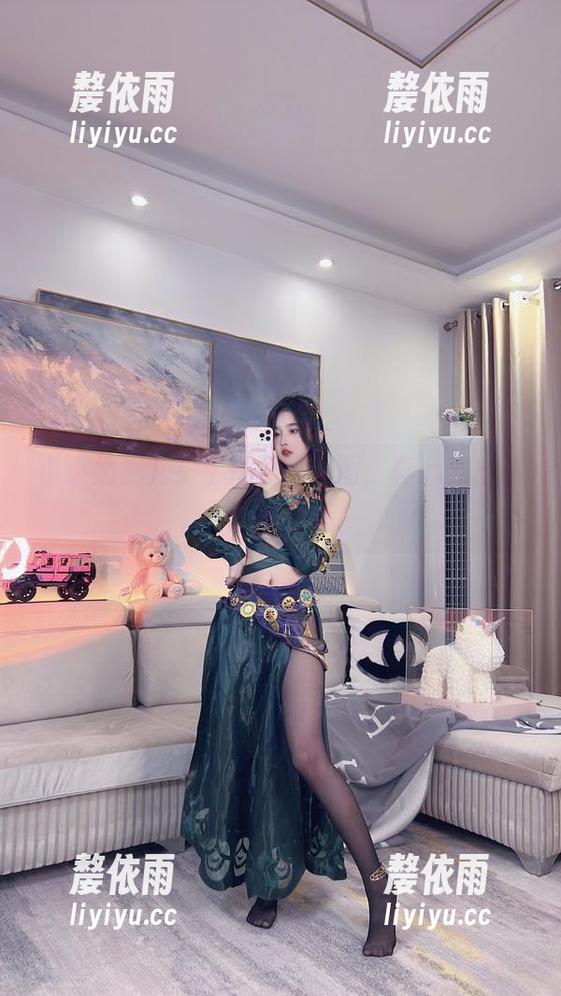 小小奶瓶儿护士搭配的套图，真心美出新高度嘛。