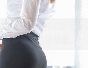 小酥酱校服美图：青春的回忆，缠绕着那种微妙的躁动感。