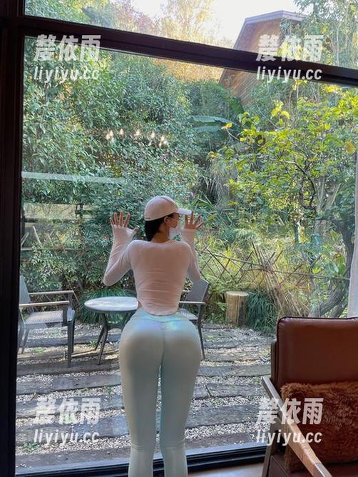 左公子666 微密圈 - 左公子666的居家高清图册:比还没收拾好的房间更乱的是我那颗躁动的心。