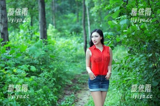 推女郎 - 星辰的万圣节图集分享：为了万圣节，我甚至能忍受南瓜的异味