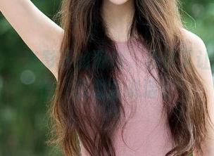 推女郎 – 光影下的厨房，杨伊又让我们相信，原图会说话。