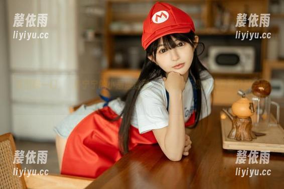 桜井宁宁 原图啵一口,桜井宁宁的小恶魔造型,让人想不想加入万圣节聚会呢?