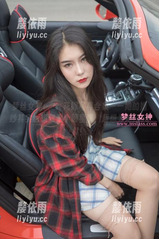 梦丝女神 - 玥玥花嫁写真合集——她的婚纱其实也想到是个明星呢，超想为她打call！