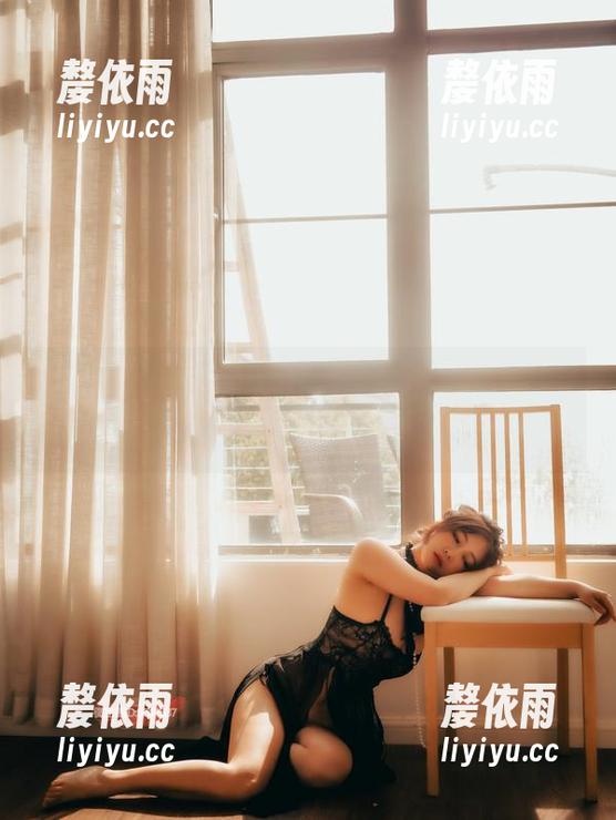 樱晚gigi 樱晚gigi的作品,直男星期天的“美图”时刻,让我想起在快餐店的无聊闲逛。