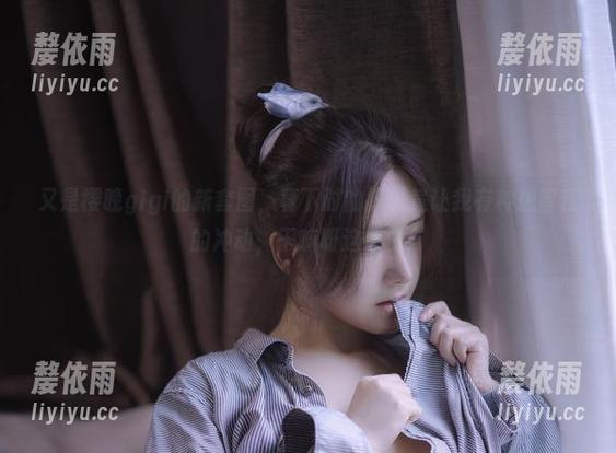 樱晚gigi 又是樱晚gigi的新套图,暮下时的摸样竟让我有种想留连的冲动,干嘛呀这感觉!