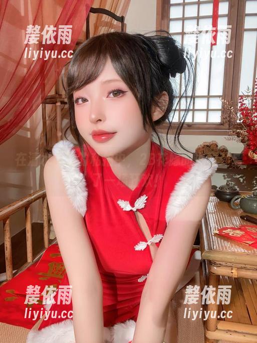 在清水由乃的私拍中，2B花嫁的资源开启了一场狂欢！