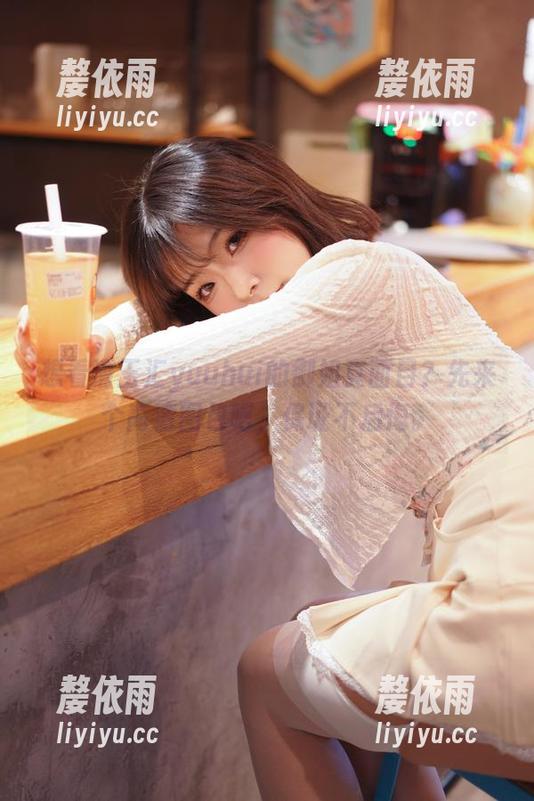 玉汇yuuhui 想看清玉汇yuuhui的御姐真面目?先来个高清图包吧,保证不后悔。