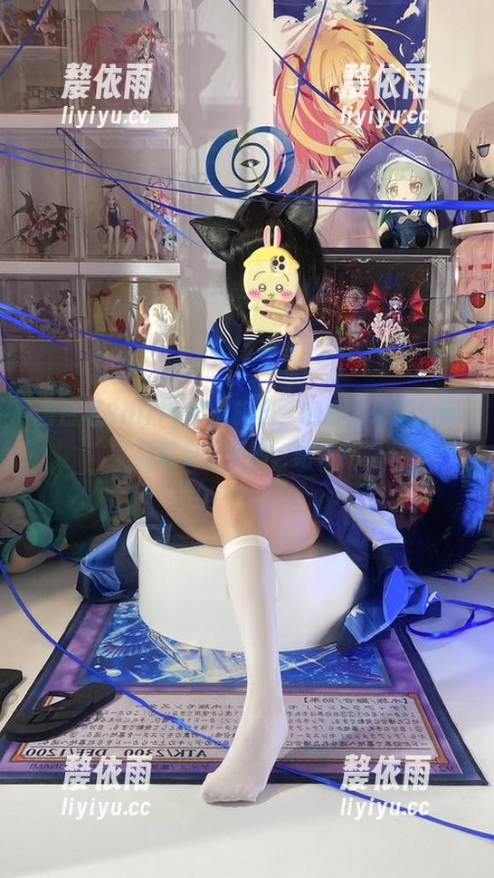 白栎Shirly 当白栎Shirly披上旗袍,明日方舟里的烟尘都自愧不如,哈哈!