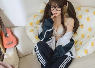 免费图册来啦！神沢永莉的电子猫猫，萌到我想直接养一只…