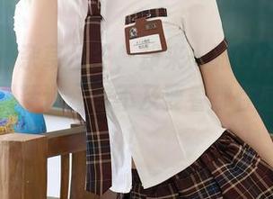 秀人网 – 杂草丛生，却来一张Cris_卓娅祺的美图精选，等不及要看那性感的角落！