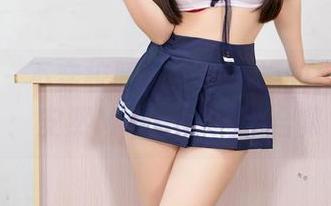 秀人网 – 不穿校服也无法抗拒的校服魅力：安然Maleah的小合集