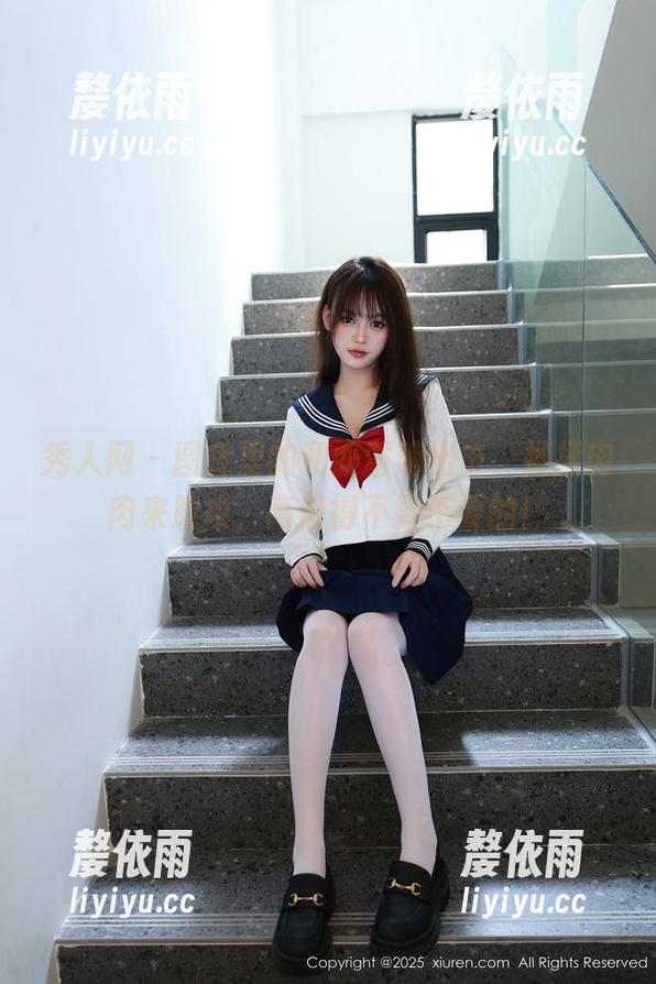 秀人网-揉揉肉肉 秀人网 - 图库里的和服重磅出击,揉揉肉肉来助攻,高清得不要不要的!