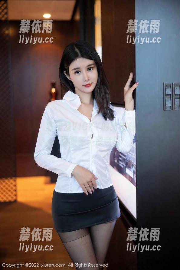秀人网 - 陈雅漫VICKY的独特私拍，让体操服多了层意思